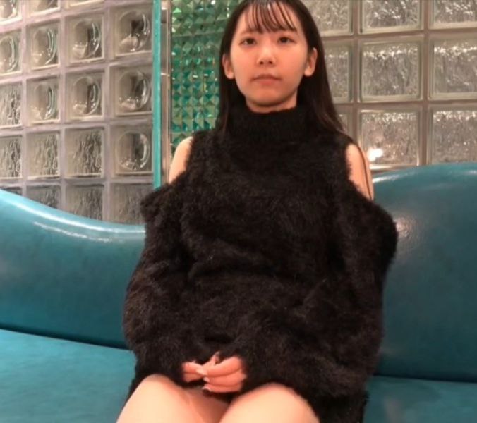 超清纯眼镜大学生美女小姐姐 居家全裸诱惑 白皙屁股修长美腿 揉捏小奶子掰开美穴 翘起屁股扭动呻吟娇喘